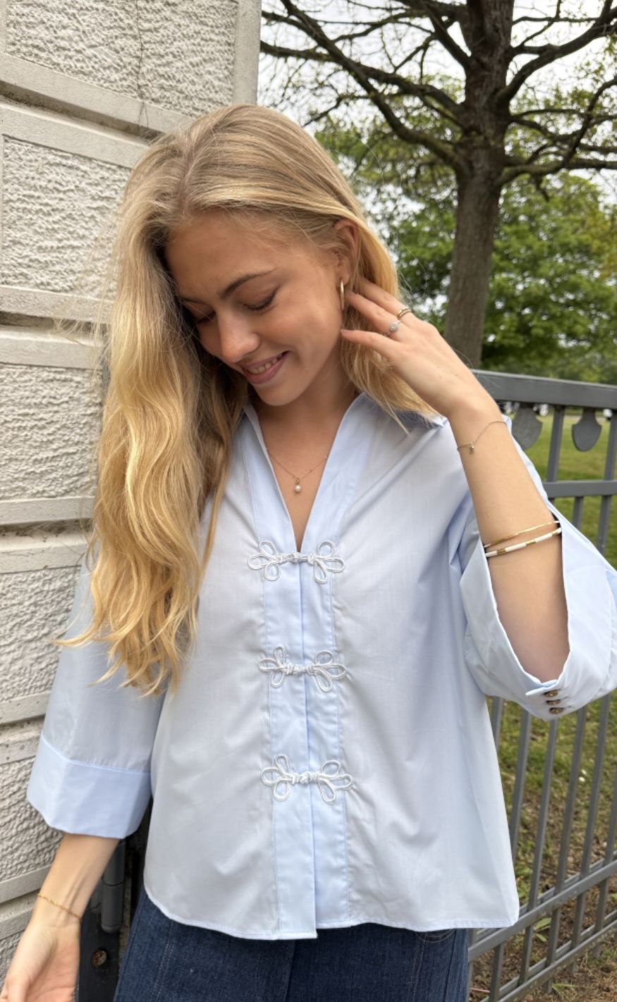 Continue Bluse - Augusta - Light Blue