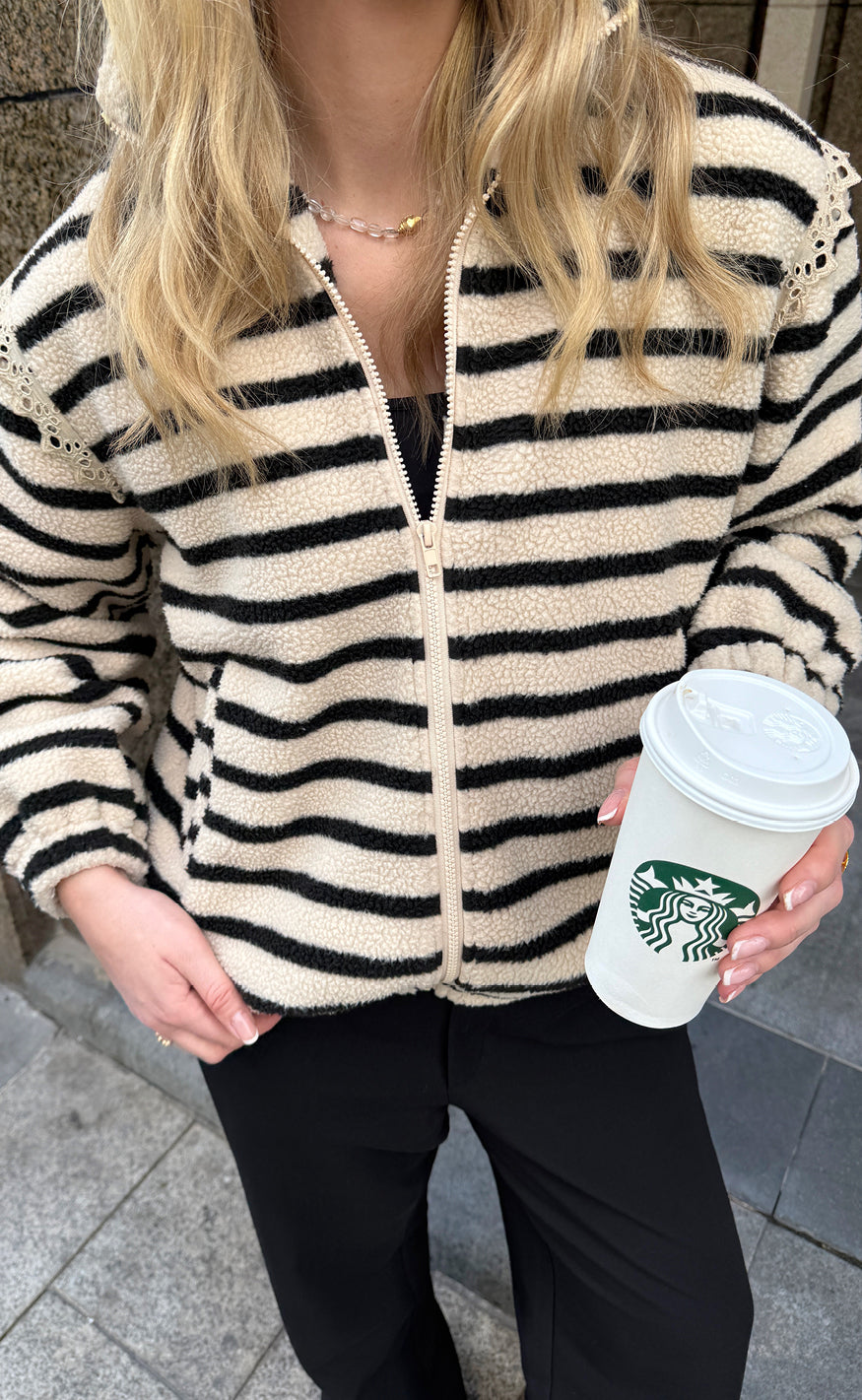 Say INA Copenhagen Fleece Jakke - Fia - Beige W. Black Stripes