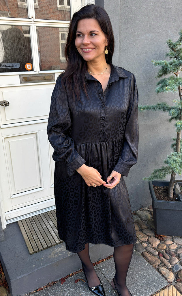 Say INA Copenhagen Kjole - Byron - Black Leopard
