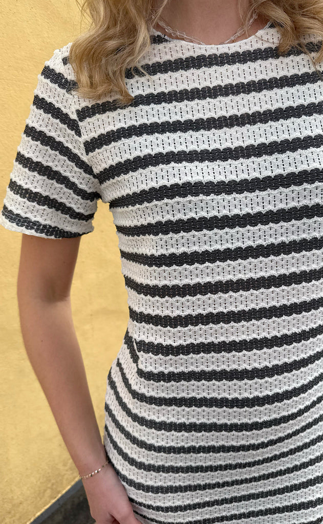 Say INA Copenhagen Kjole - Carolina Knit - Black Striped