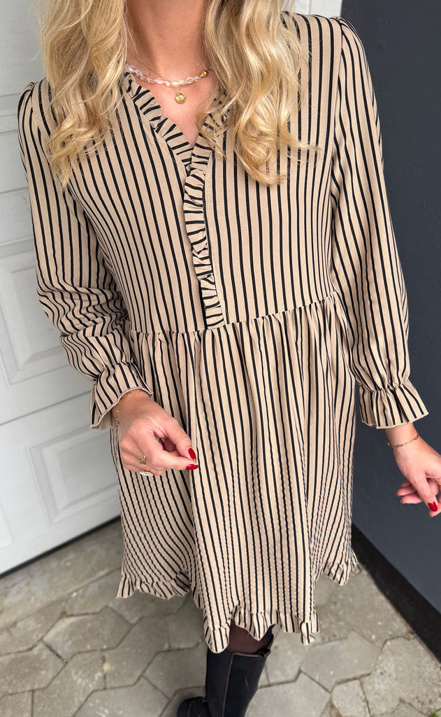 Say INA Copenhagen Kjole - Catja - Brown / Black Stripe