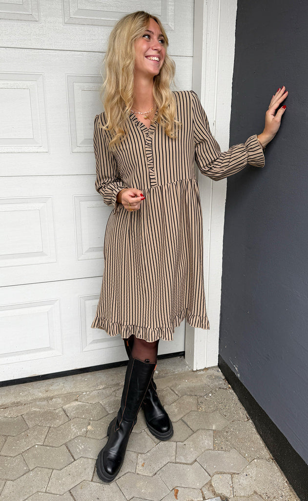 Say INA Copenhagen Kjole - Catja - Brown / Black Stripe