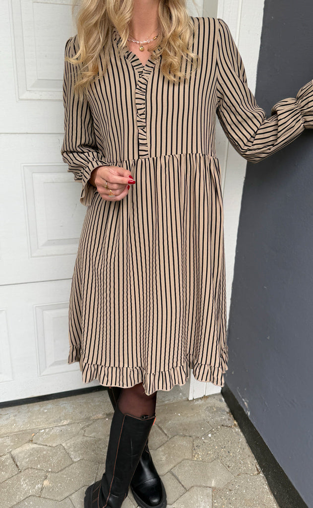 Say INA Copenhagen Kjole - Catja - Brown / Black Stripe