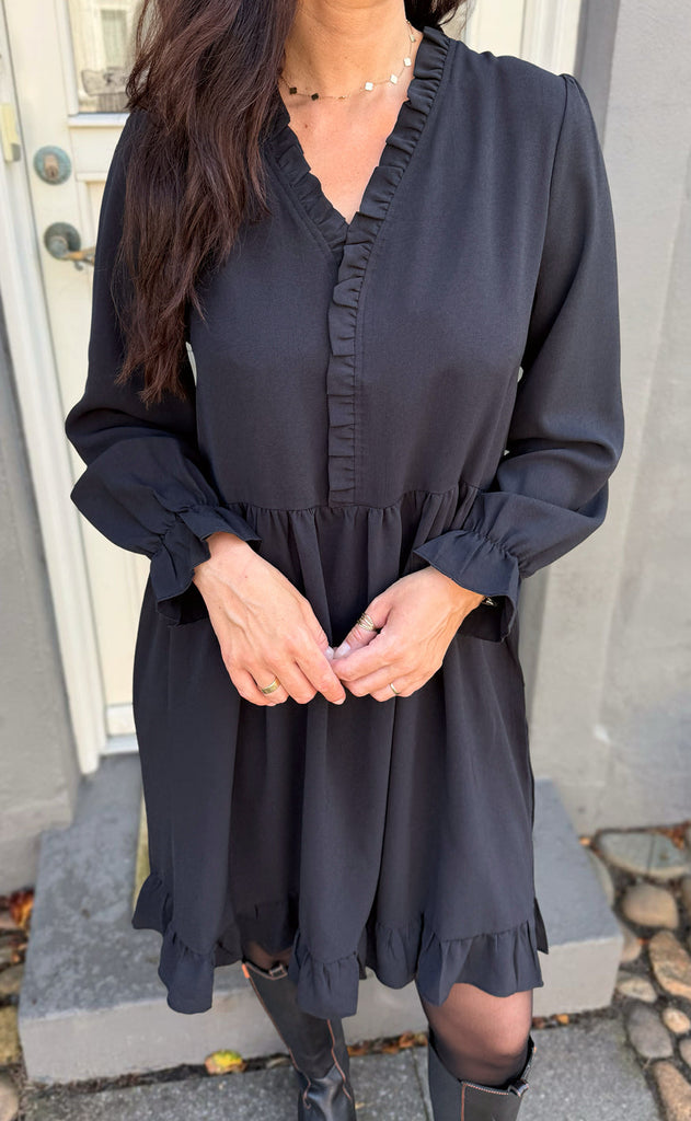 Say INA Copenhagen Kjole - Catja Short - Black