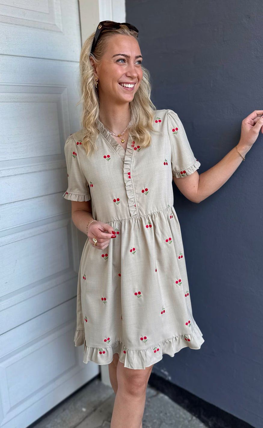 Say INA Copenhagen Kjole - Catja Summer - Sand W. Cherries