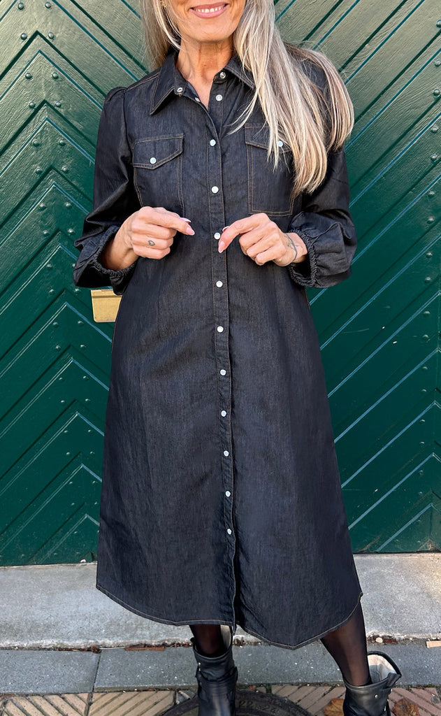 Say INA Copenhagen Kjole - Detia - Black Denim