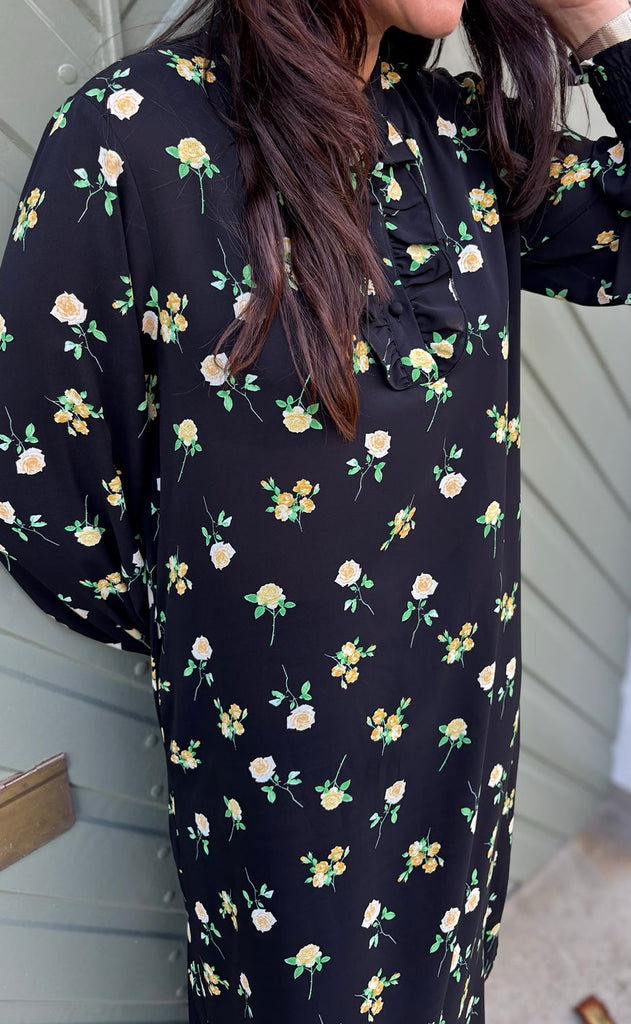 Say INA Copenhagen Kjole - Ella - Black W. Small Flowers