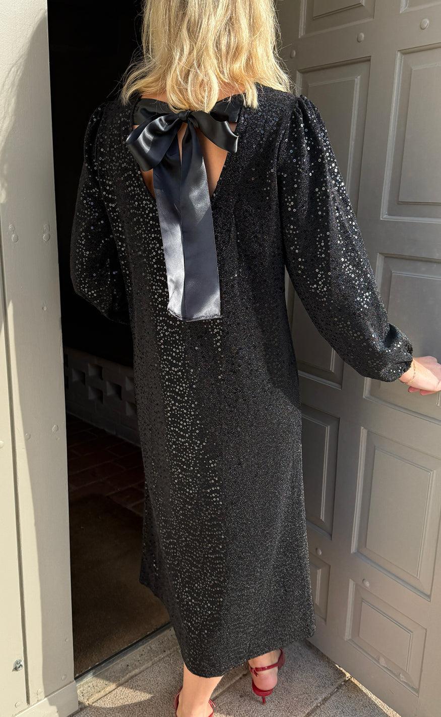 Say INA Copenhagen Kjole - Fia Long - Black Sequin