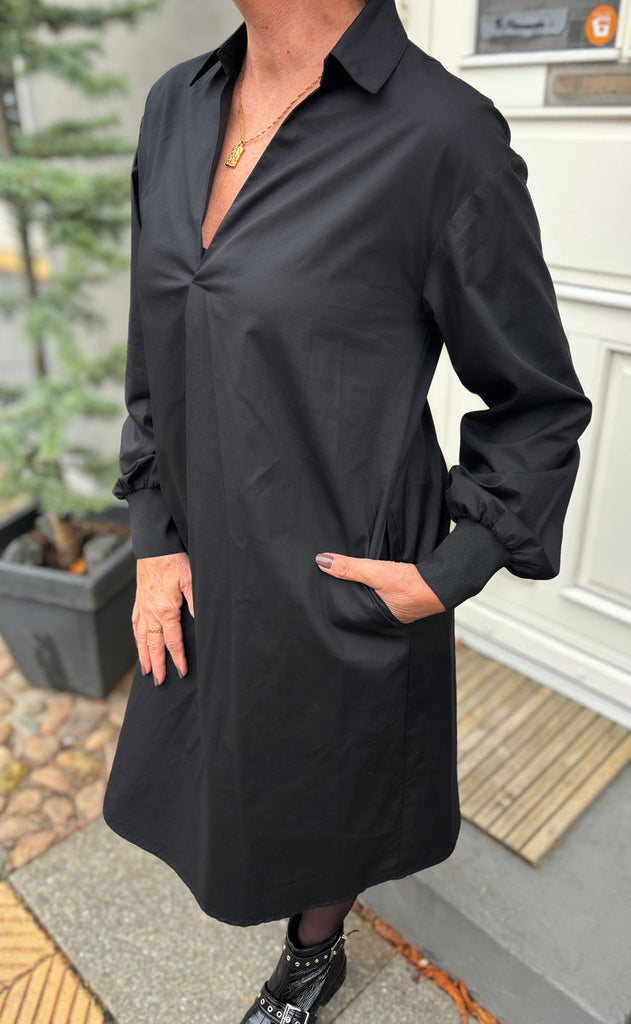 Say INA Copenhagen Kjole - Mari - Black