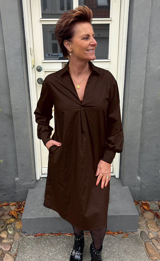 Say INA Copenhagen Kjole - Mari - Dark Brown