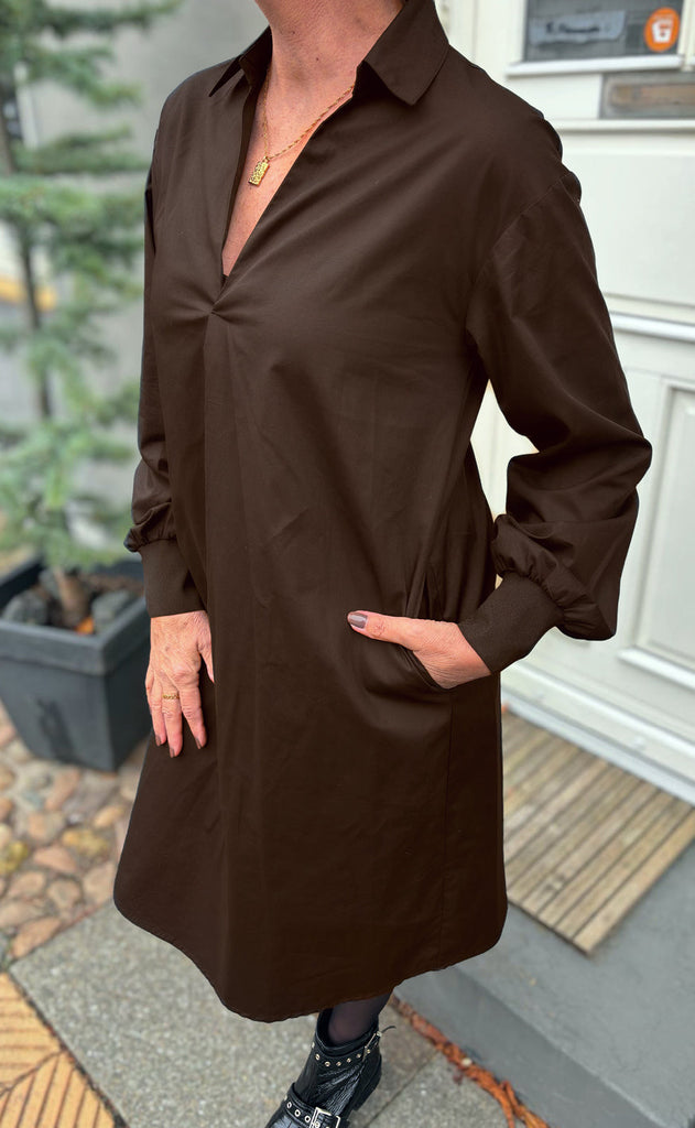Say INA Copenhagen Kjole - Mari - Dark Brown