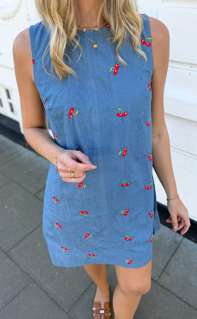 Say INA Copenhagen Kjole - Naja - Denim Blue w. Cherries