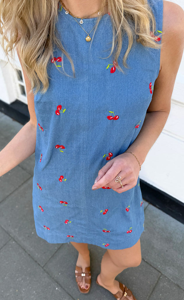 Say INA Copenhagen Kjole - Naja - Denim Blue w. Cherries