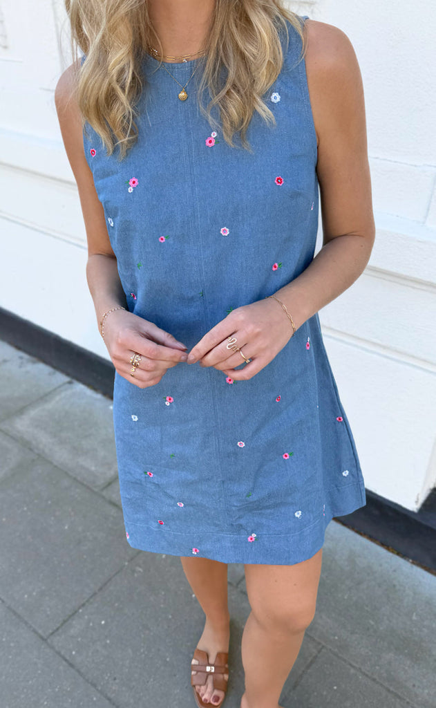 Say INA Copenhagen Kjole - Naja - Denim Blue w. Flowers