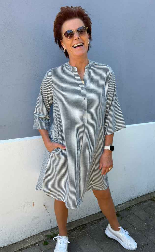 Say INA Copenhagen Kjole - Nia - Black Striped