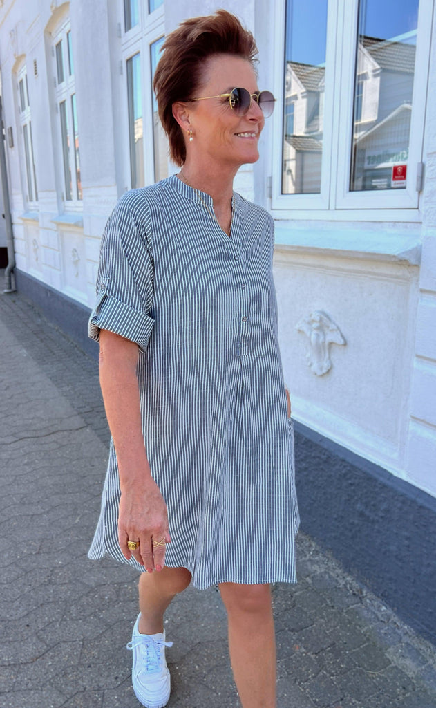Say INA Copenhagen Kjole - Nia - Black Striped