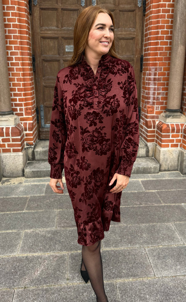 Say INA Copenhagen Kjole - Nora - Bordeaux Flowers