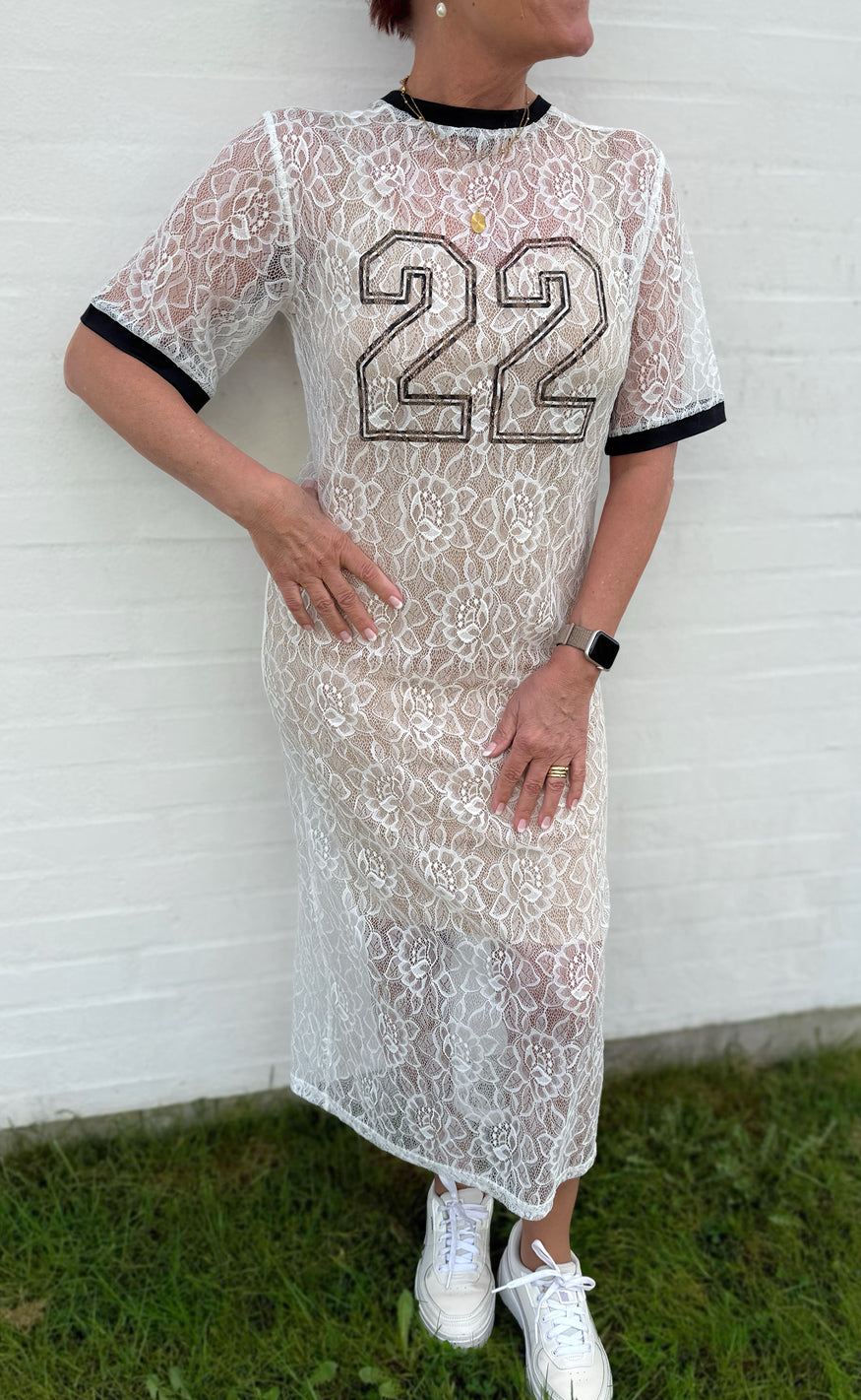 Say INA Copenhagen Kjole - Susanna Football - White Lace (vendbar)