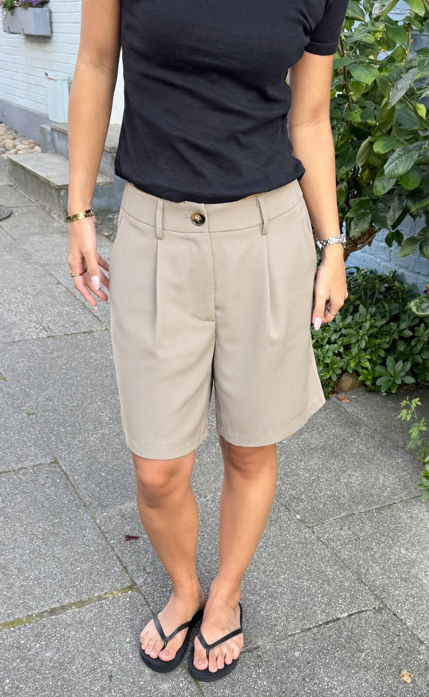 Say INA Copenhagen Shorts - Sanna - Latte