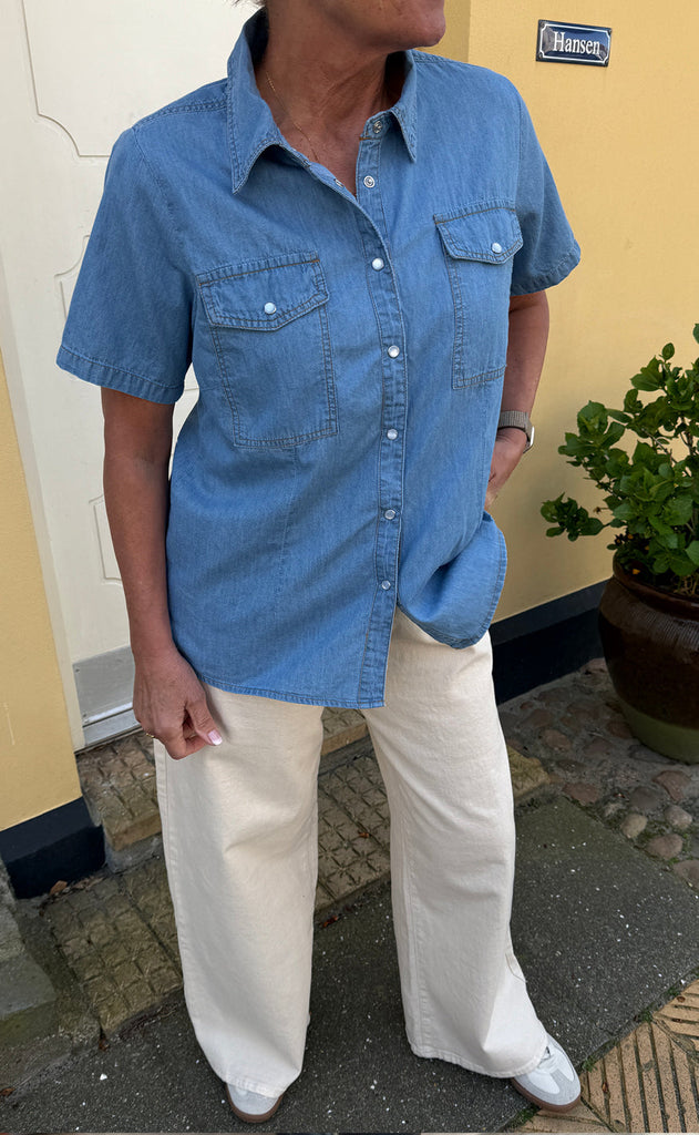 Say INA Copenhagen Skjorte - Detia Summer - Light Blue Denim