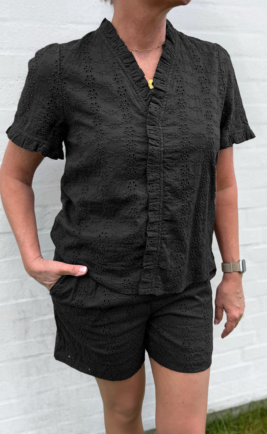 Say INA Copenhagen Topp - Catja - Black Broderie Anglaise