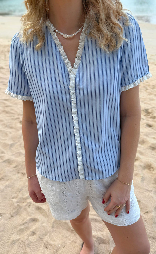Say INA Copenhagen Topp - Catja - Blue Striped W. Lace