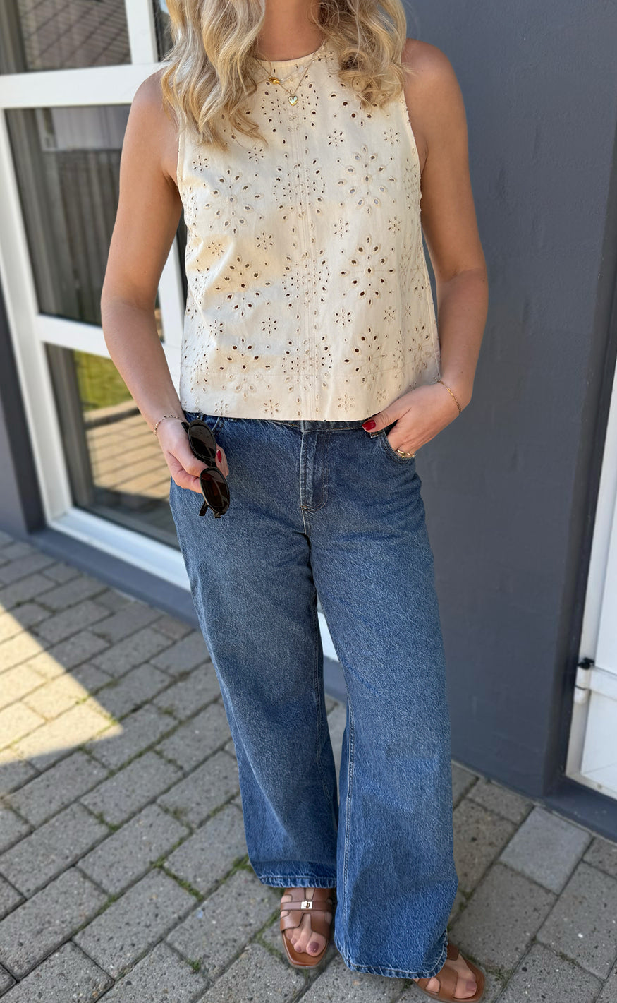 Say INA Copenhagen Topp - Naja - Off White Denim W. Embroidery
