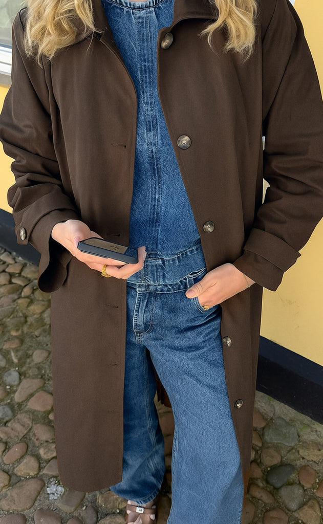 Say INA Copenhagen Trenchcoat - Louisa Long - Chocolate Brown
