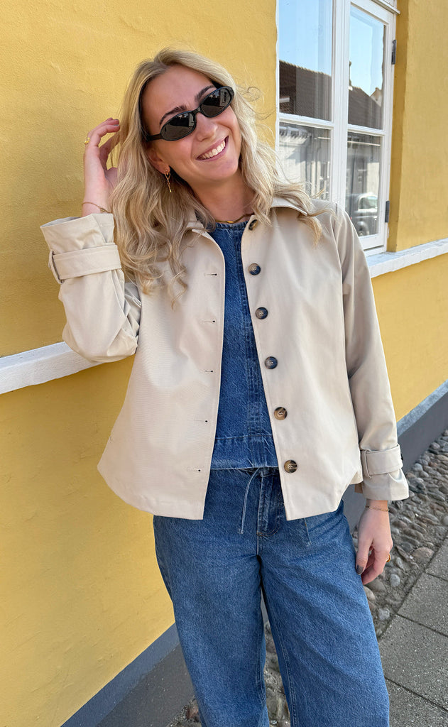 Say INA Copenhagen Trenchcoat - Louisa Short - Beige