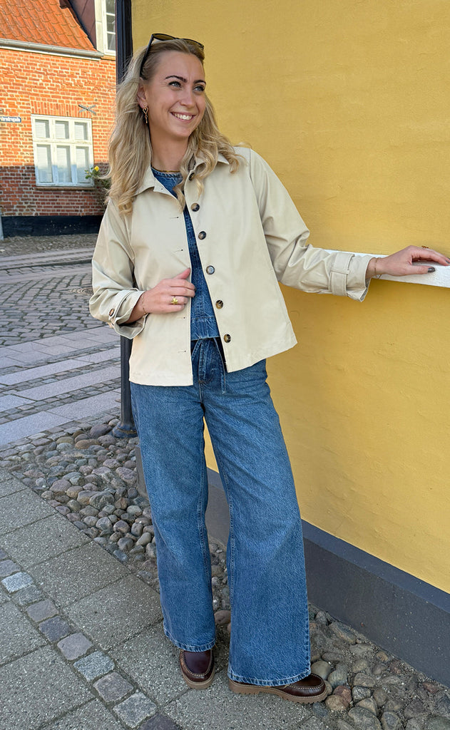 Say INA Copenhagen Trenchcoat - Louisa Short - Beige