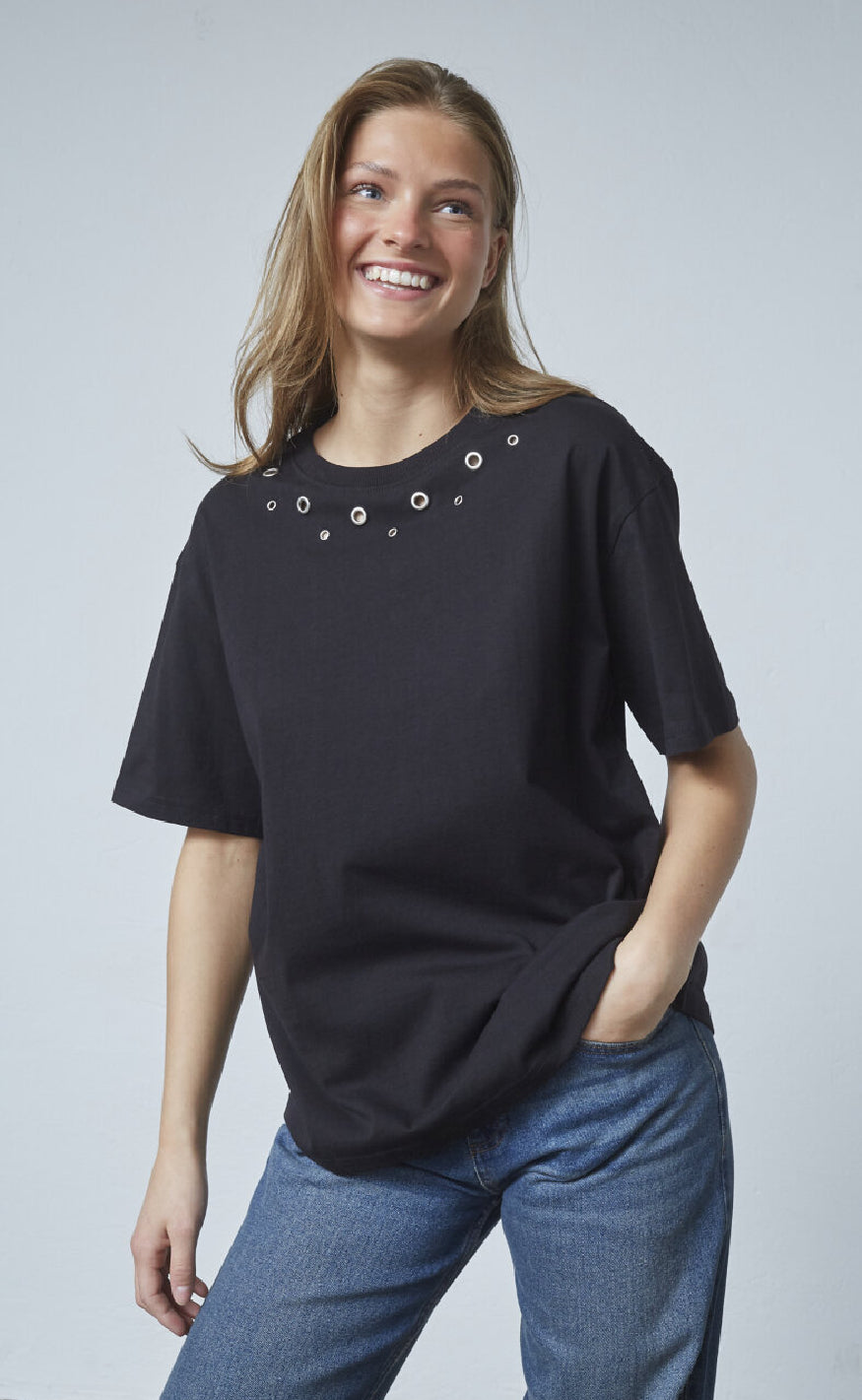 Sisters Point T-shirt - Heba-SS - Black