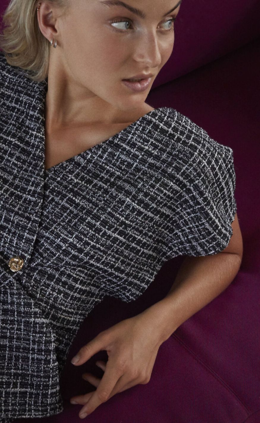 Sisters Point Vest - Evela-VE1 - Black Check