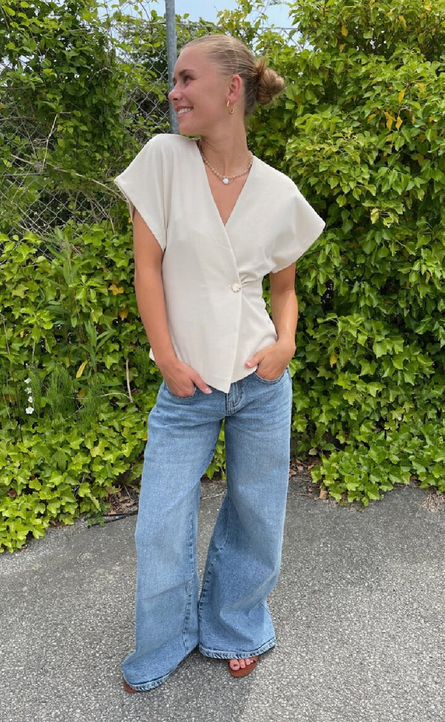 Sisters Point Vest - Gevela - Porcelain