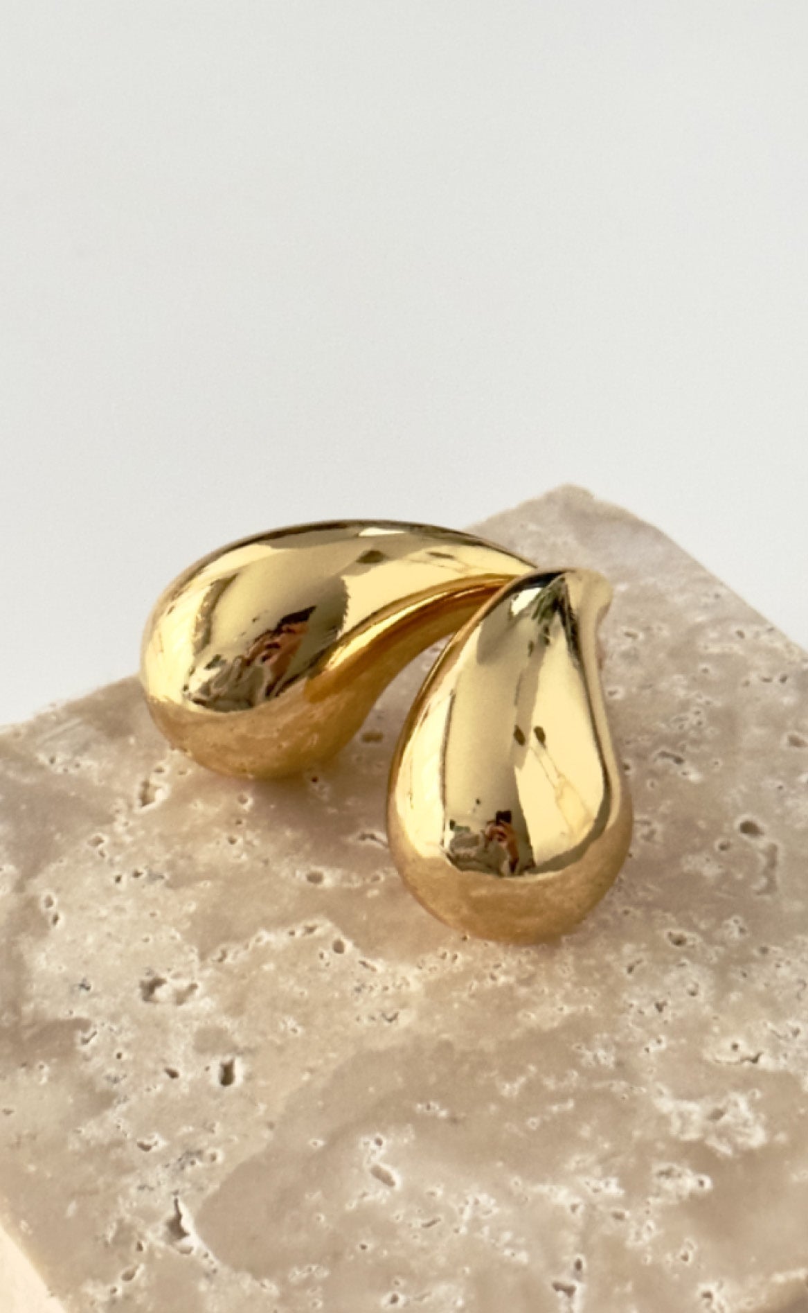 Smykkeli Copenhagen Øreringer - Dakota Drop - Gold