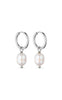 Smykkeli Copenhagen Øredobber - Tokyo - Silver Colour w. Freshwater Pearl