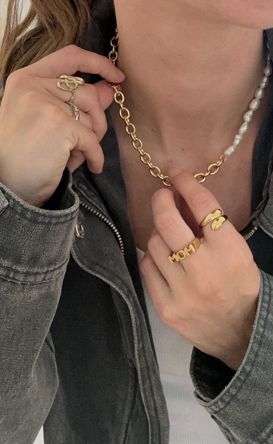 Smykkeli Copenhagen Ring - Mom - Golden