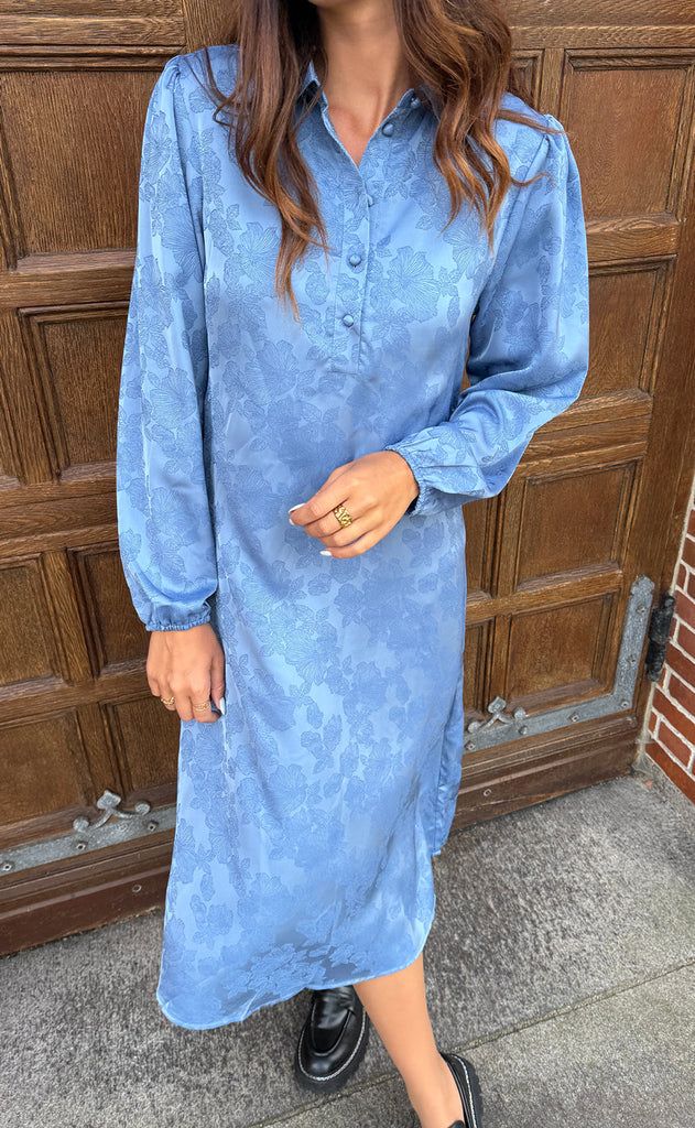 INA Copenhagen Kjole - Celeste LS - Blue Flower