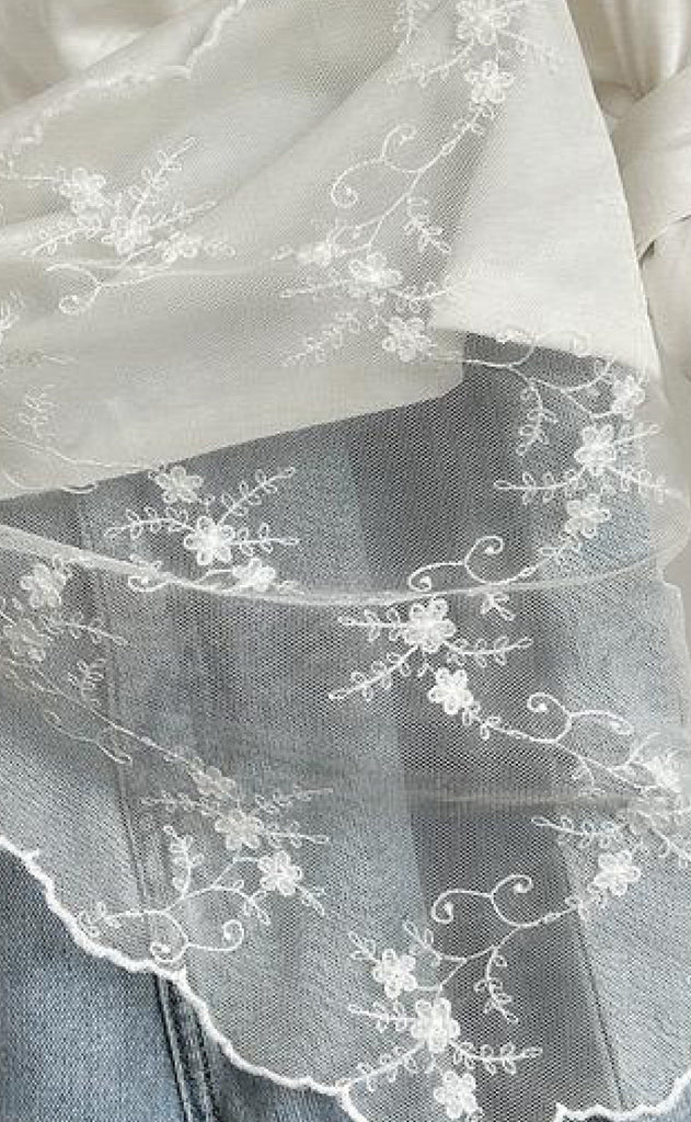 Say INA Copenhagen Skjerf / Skjørt - Clara Triangle - White