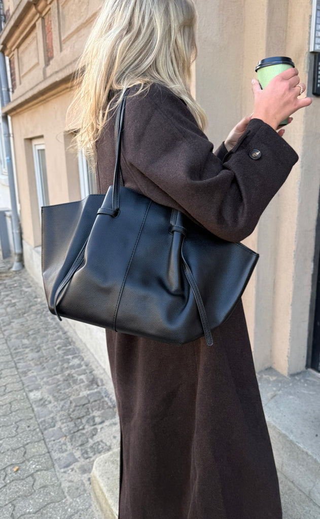 Say INA Copenhagen Veske - Amanda - Black PU Leather