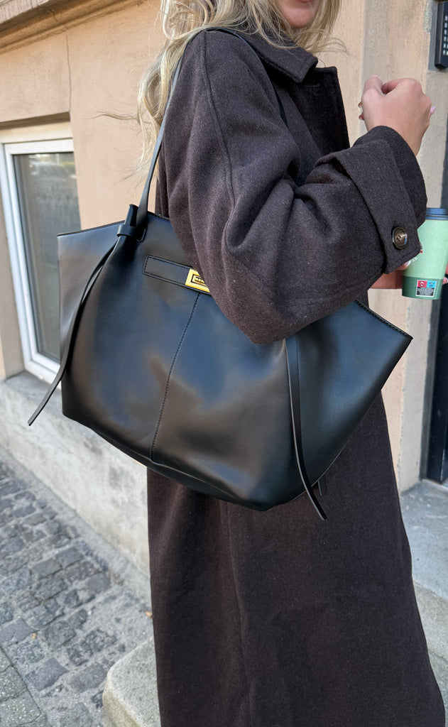 Say INA Copenhagen Veske - Olivia - Black PU Leather