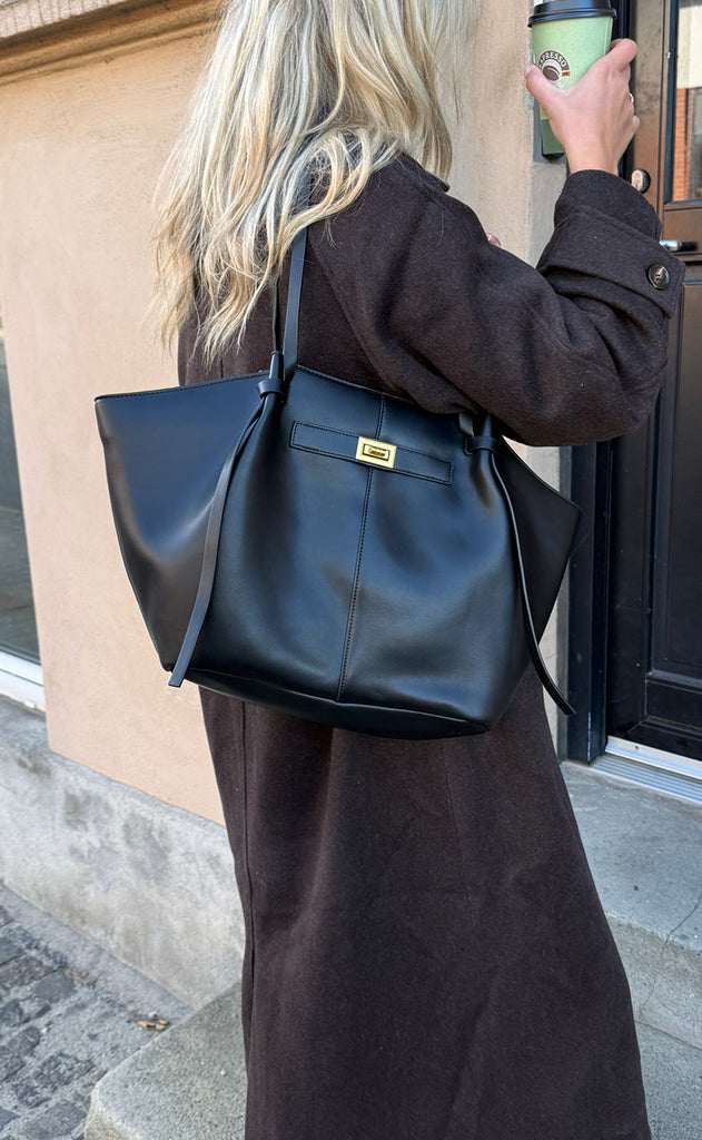 Say INA Copenhagen Veske - Olivia - Black PU Leather