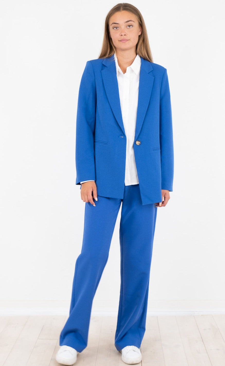 Neo Noir Blazer - Avery Suit - Blue