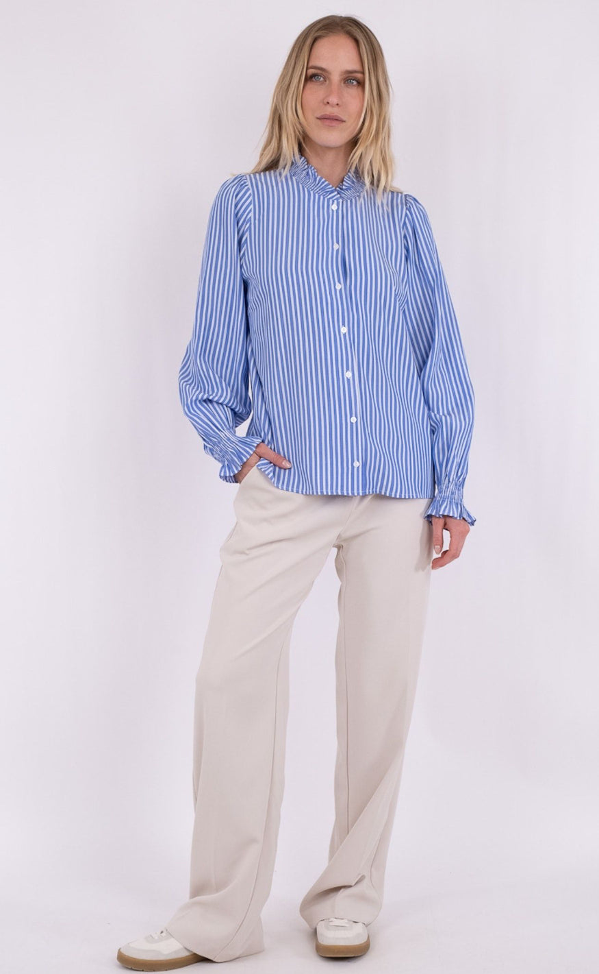 Neo Noir Bluse - Brianna - Blue Stripe