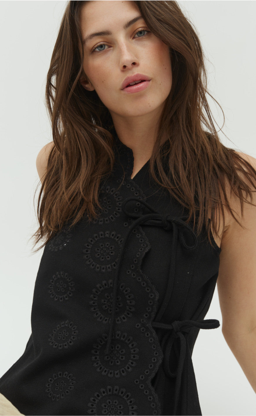 Global Funk Topp - Ciana Scallop-G - Black