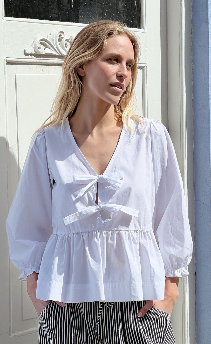 Neo Noir Bluse - Bella Solid - White