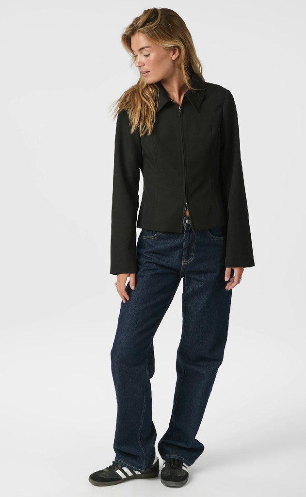 Neo Noir Bluse - Bertha Structure - Black