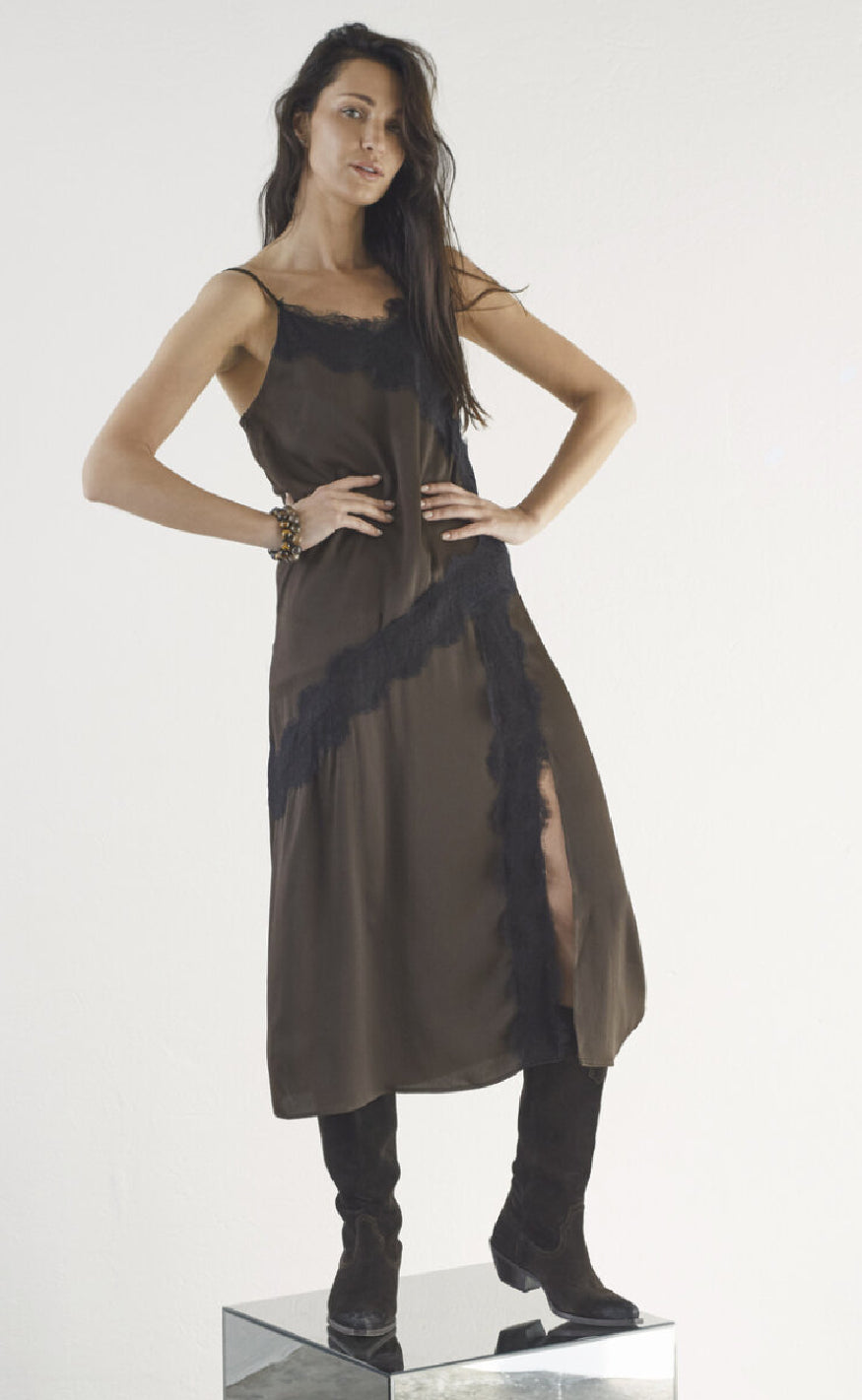 Love & Divine Kjole - Love1356 - Chocolate/Black
