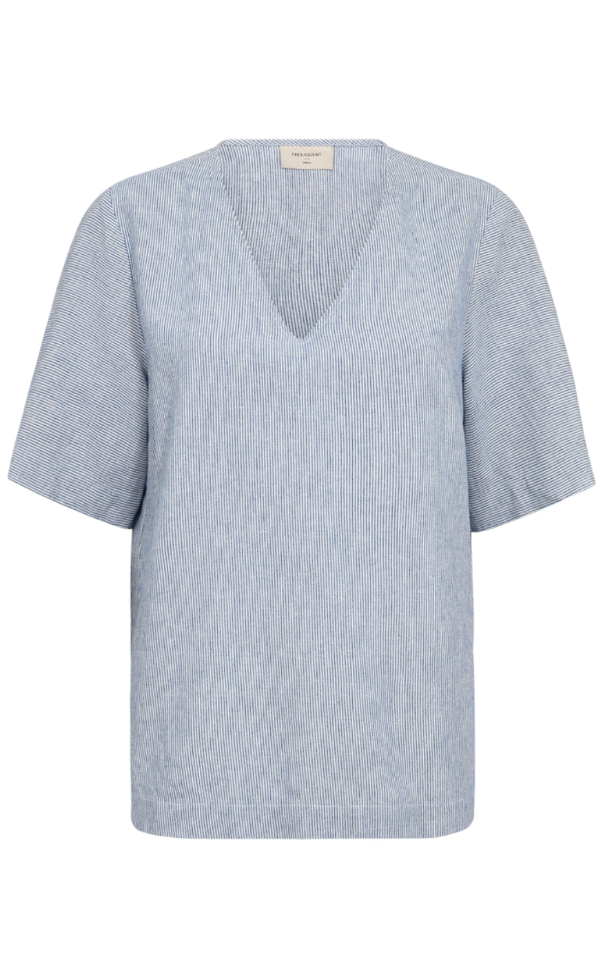 Freequent Bluse - Lava - Off White w. Nebulas Blue