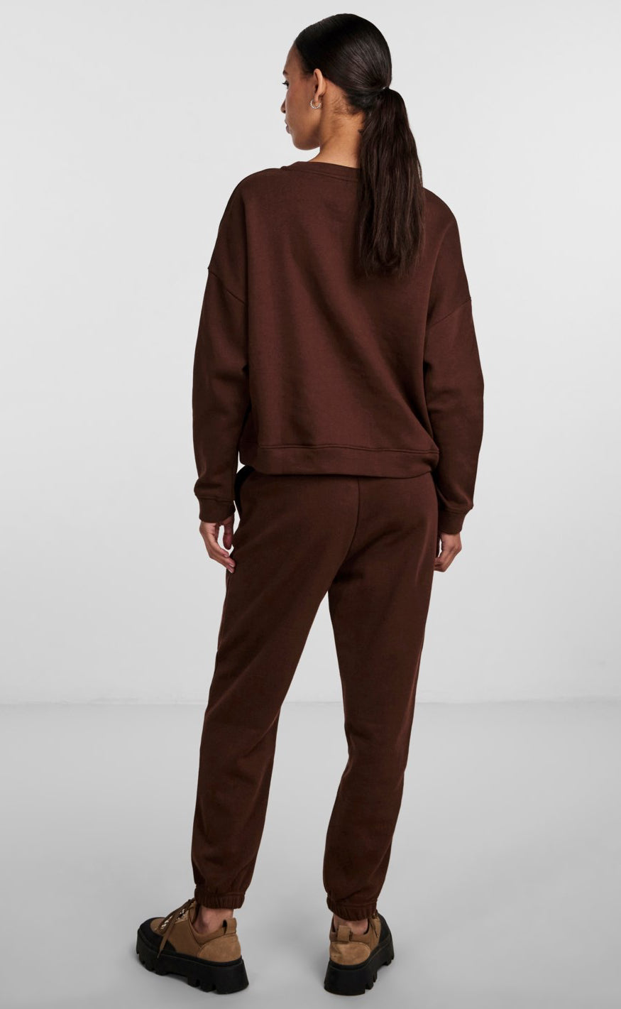 Pieces Sweatshirt - Chilli - Chicory Coffee