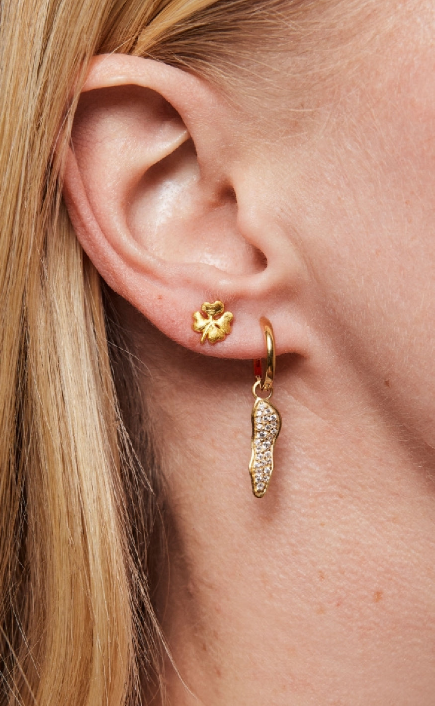 Enamel Copenhagen Øreringer - Studs Organic Clover - Gold Colour